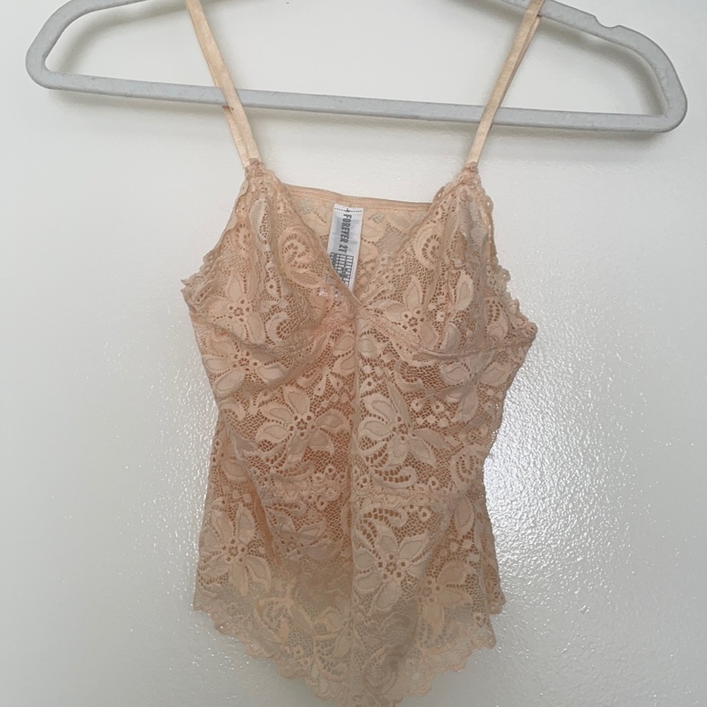 Size small lace cami worn once